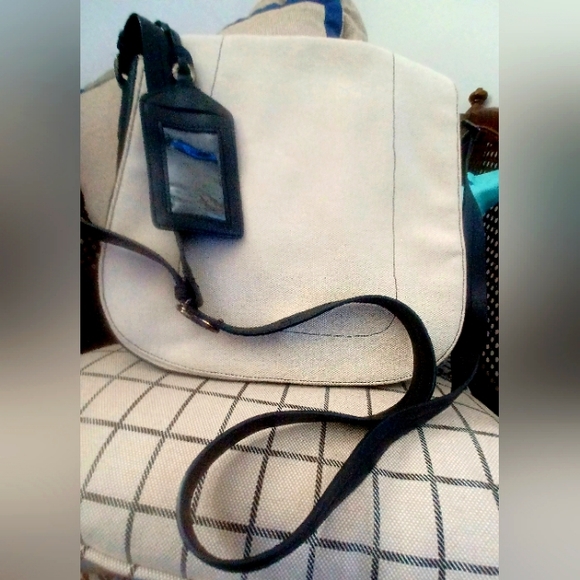 Carolee shoulder bag - Picture 8 of 9